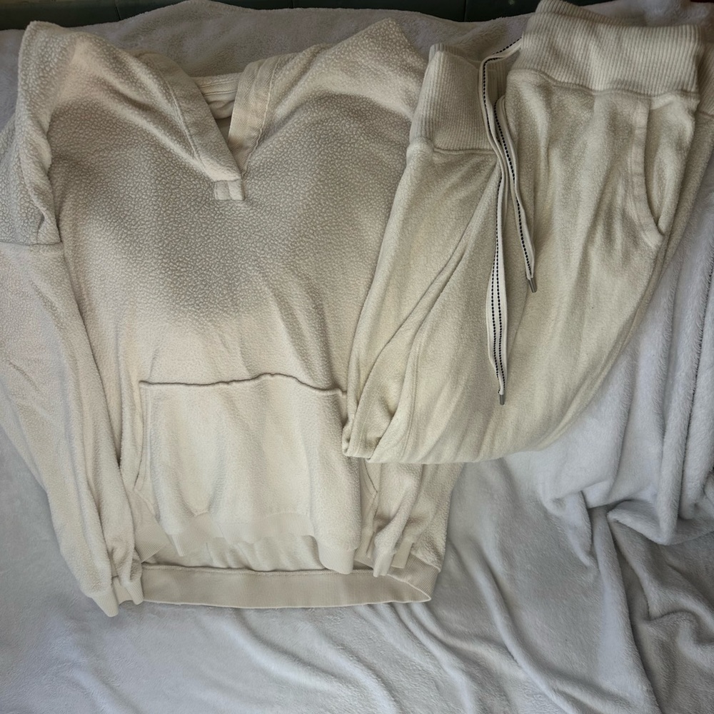 Aerie plush set hoodie and joggers